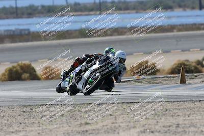 media/Nov-16-2025-Race Pace (Sun) [[8c5fa54630]]/Verified Riders/3-Turn 14 (1045am)/